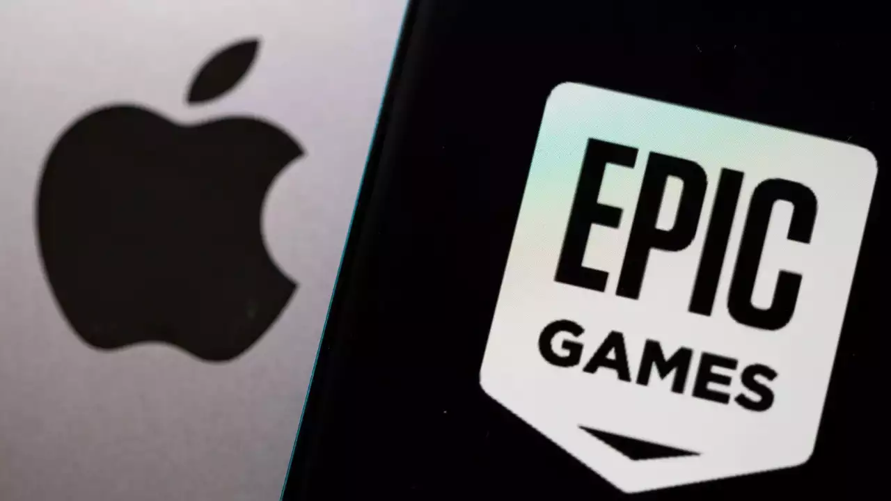 Apple, Fortnite oyununu resmen kaldırdı.