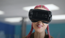 Samsung’un XR Başlığı 2025’te Tanıtılacak!