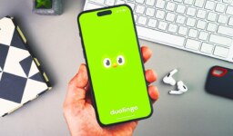 Duolingo, Yapay Zeka ile İşten Çıkarma Planlamıyor!