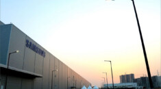 Samsung, Vietnam’da 2 Milyar Galaxy Telefon Üretti!