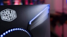 Cooler Master, tehlikeli konnektör tavsiyesinden özür diledi!